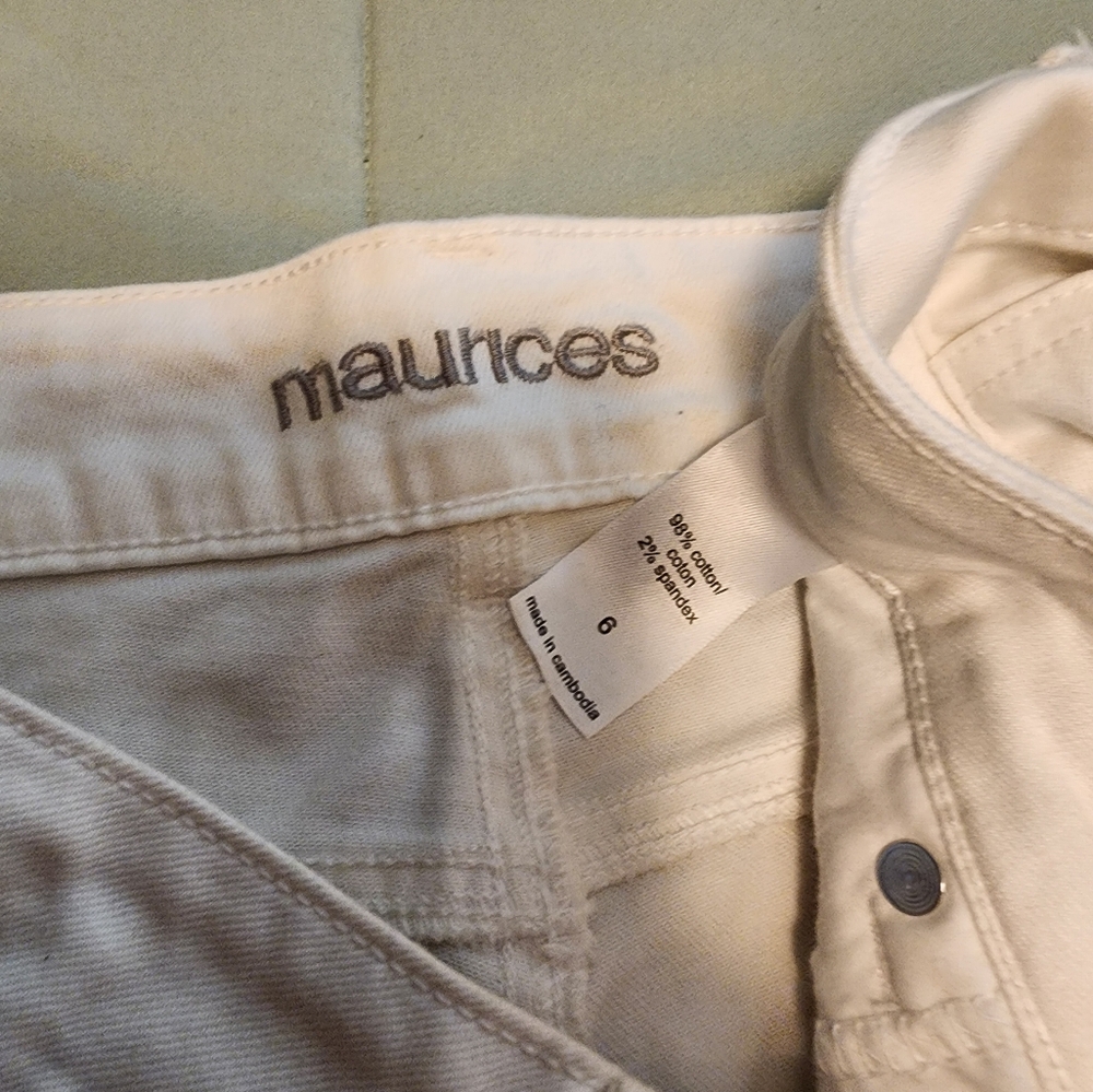 Maurices capri 6